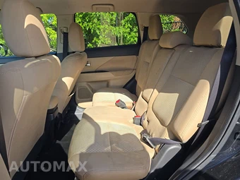 2016 Mitsubishi Outlander SE – miniatura 13