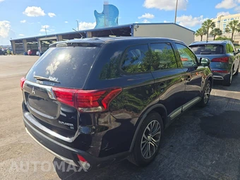 2016 Mitsubishi Outlander SE – miniatura 4