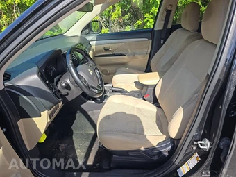 2016 Mitsubishi Outlander SE – miniatura 7
