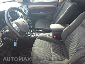 2016 Mitsubishi Outlander SE – miniatura 7