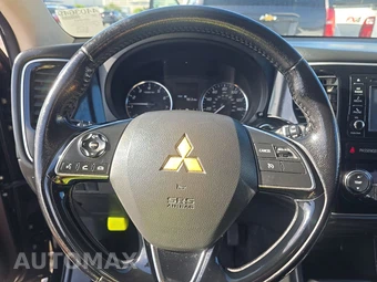 2016 Mitsubishi Outlander SE – miniatura 10