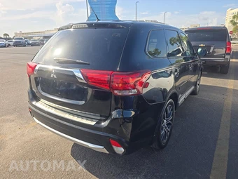 2016 Mitsubishi Outlander SE – miniatura 4