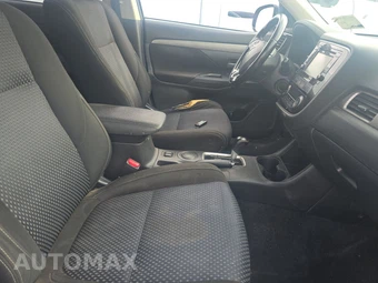 2016 Mitsubishi Outlander SE – miniatura 8