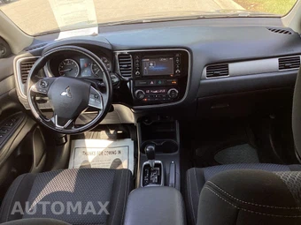 2016 Mitsubishi Outlander SE - miniatura 13