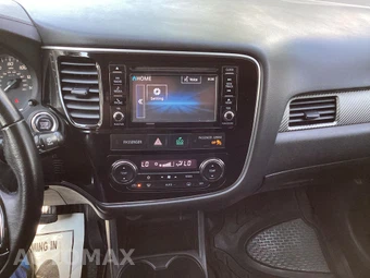 2016 Mitsubishi Outlander SE - miniatura 17