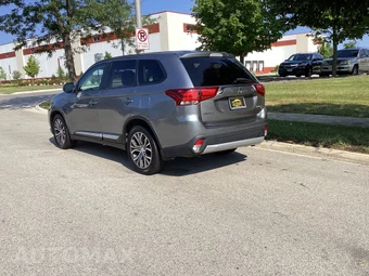 2016 Mitsubishi Outlander SE - miniatura 7