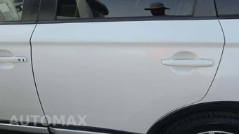 2016 Mitsubishi Outlander SEL – miniatura 28