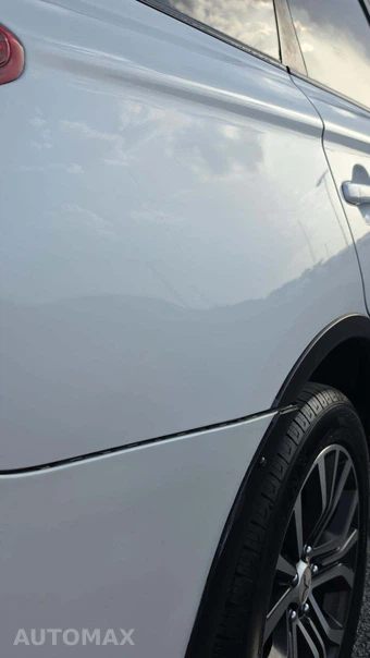 2016 Mitsubishi Outlander SEL – miniatura 35