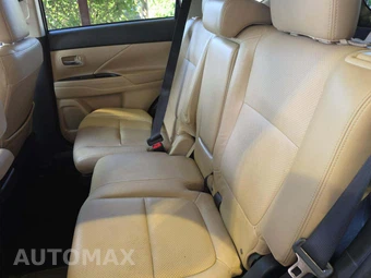 2016 Mitsubishi Outlander SEL - miniatura 13