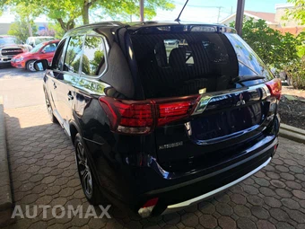 2016 Mitsubishi Outlander SEL - miniatura 2