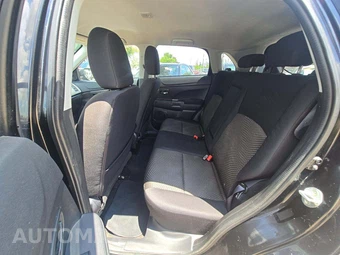2016 Mitsubishi Outlander Sport SE - miniatura 10
