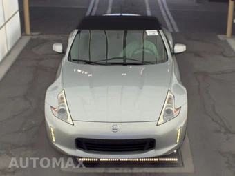 2016 Nissan 370Z Convertible - miniatura 2