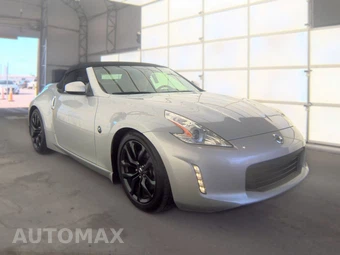 2016 Nissan 370Z Convertible - miniatura 3