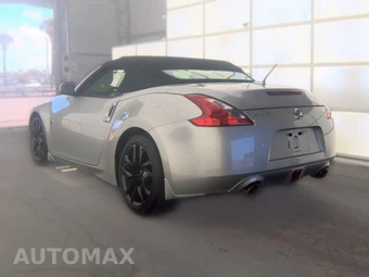 2016 Nissan 370Z Convertible - miniatura 6
