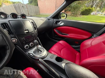 2016 Nissan 370Z Coupe – miniatura 17
