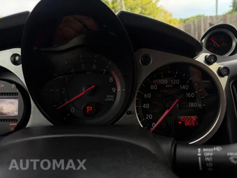 2016 Nissan 370Z Coupe – miniatura 20