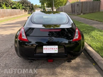 2016 Nissan 370Z Coupe – miniatura 7