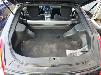 2016 Nissan 370Z Coupe – miniatura 13