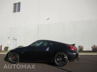 2016 Nissan 370Z NISMO Coupe – miniatura 21