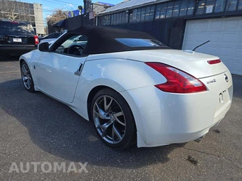 2016 Nissan 370Z Touring Sport Convertible - miniatura 2
