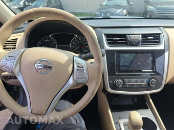 2016 Nissan Altima 2.5 S - miniatura 10