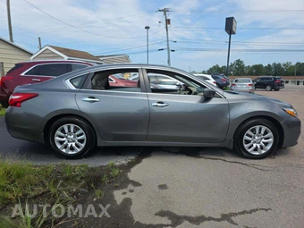 2016 Nissan Altima 2.5 S - miniatura 4