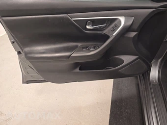 2016 Nissan Altima 2.5 S – miniatura 9