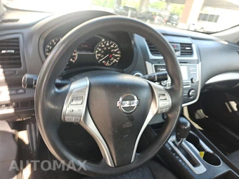 2016 Nissan Altima 2.5 S - miniatura 10