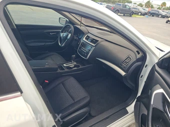 2016 Nissan Altima 2.5 S - miniatura 8