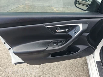 2016 Nissan Altima 2.5 S - miniatura 9