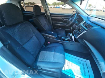 2016 Nissan Altima 2.5 S – miniatura 8