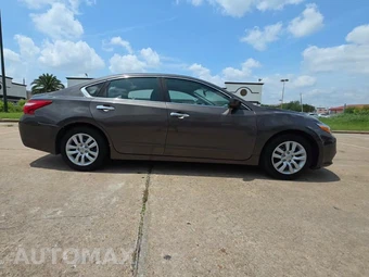 2016 Nissan Altima 2.5 S – miniatura 5