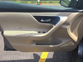 2016 Nissan Altima 2.5 S – miniatura 9