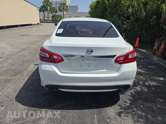 2016 Nissan Altima 2.5 S – miniatura 5