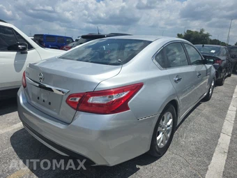 2016 Nissan Altima 2.5 S – miniatura 4