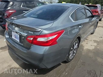 2016 Nissan Altima 2.5 SR – miniatura 4