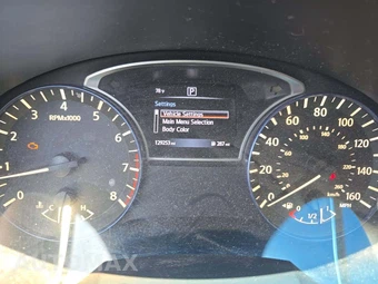 2016 Nissan Altima 2.5 SR - miniatura 9