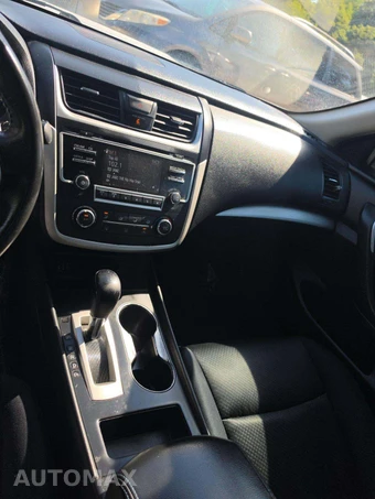 2016 Nissan Altima 2.5 SR - miniatura 10