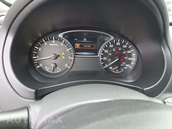 2016 Nissan Altima 2.5 SR - miniatura 6