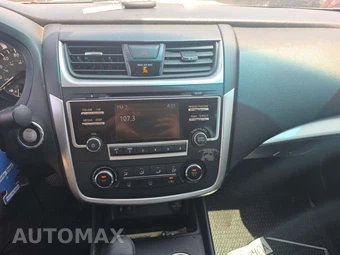2016 Nissan Altima 2.5 SR – miniatura 10