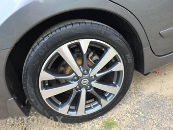 2016 Nissan Altima 2.5 SR – miniatura 10