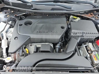 2016 Nissan Altima 2.5 SR – miniatura 18
