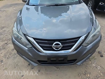 2016 Nissan Altima 2.5 SR – miniatura 2