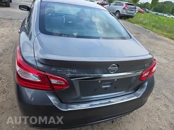 2016 Nissan Altima 2.5 SR – miniatura 5