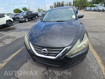 2016 Nissan Altima 2.5 SR - miniatura 2