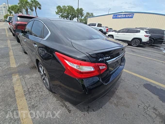 2016 Nissan Altima 2.5 SR - miniatura 6