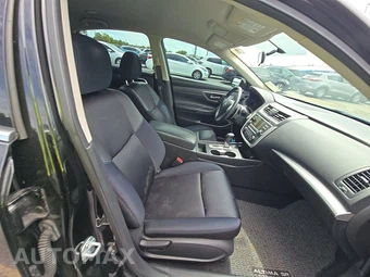 2016 Nissan Altima 2.5 SR - miniatura 8