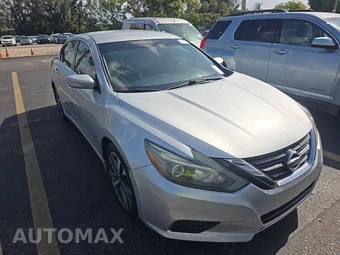2016 Nissan Altima 2.5 SR – miniatura 3