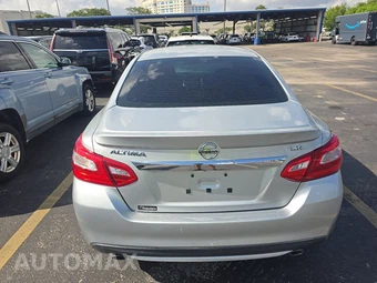 2016 Nissan Altima 2.5 SR – miniatura 5