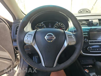 2016 Nissan Altima 2.5 SV – miniatura 10
